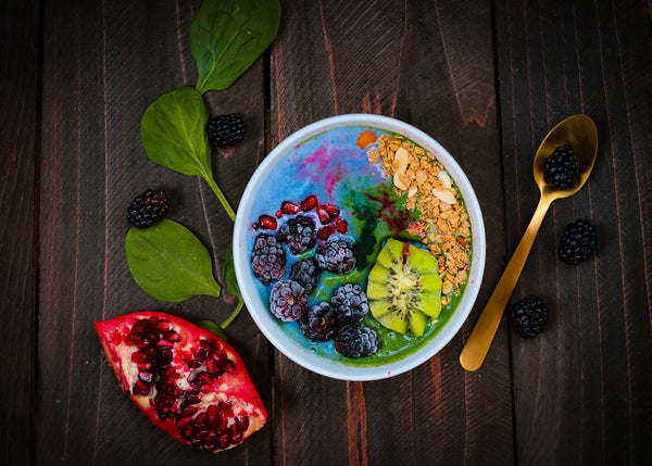 SUPERFOOD SMOOTHIE BOWL REZEPTIDEEN
